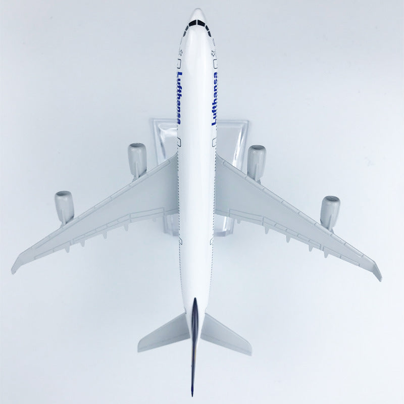 Lufthansa-airbus a340