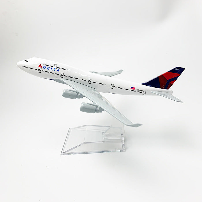Delta Airlines-boeing 747